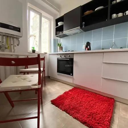 Kara'S Apartment Bucharest Exterior photo